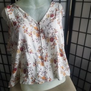 Nwot boho hippie floral sleeveless blouse
